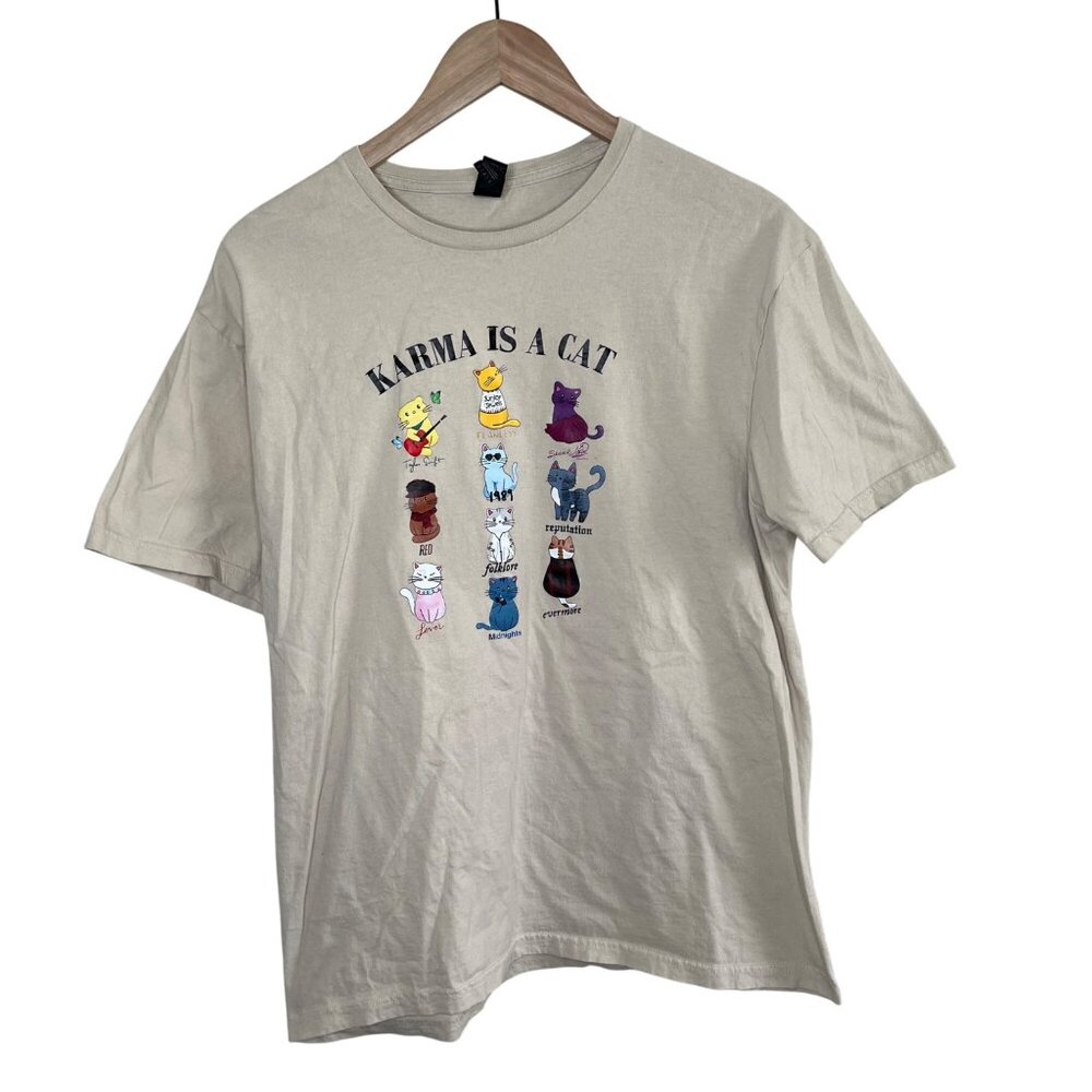 Karma Is A Cat Swiftie Graphic T-Shirt Size Large